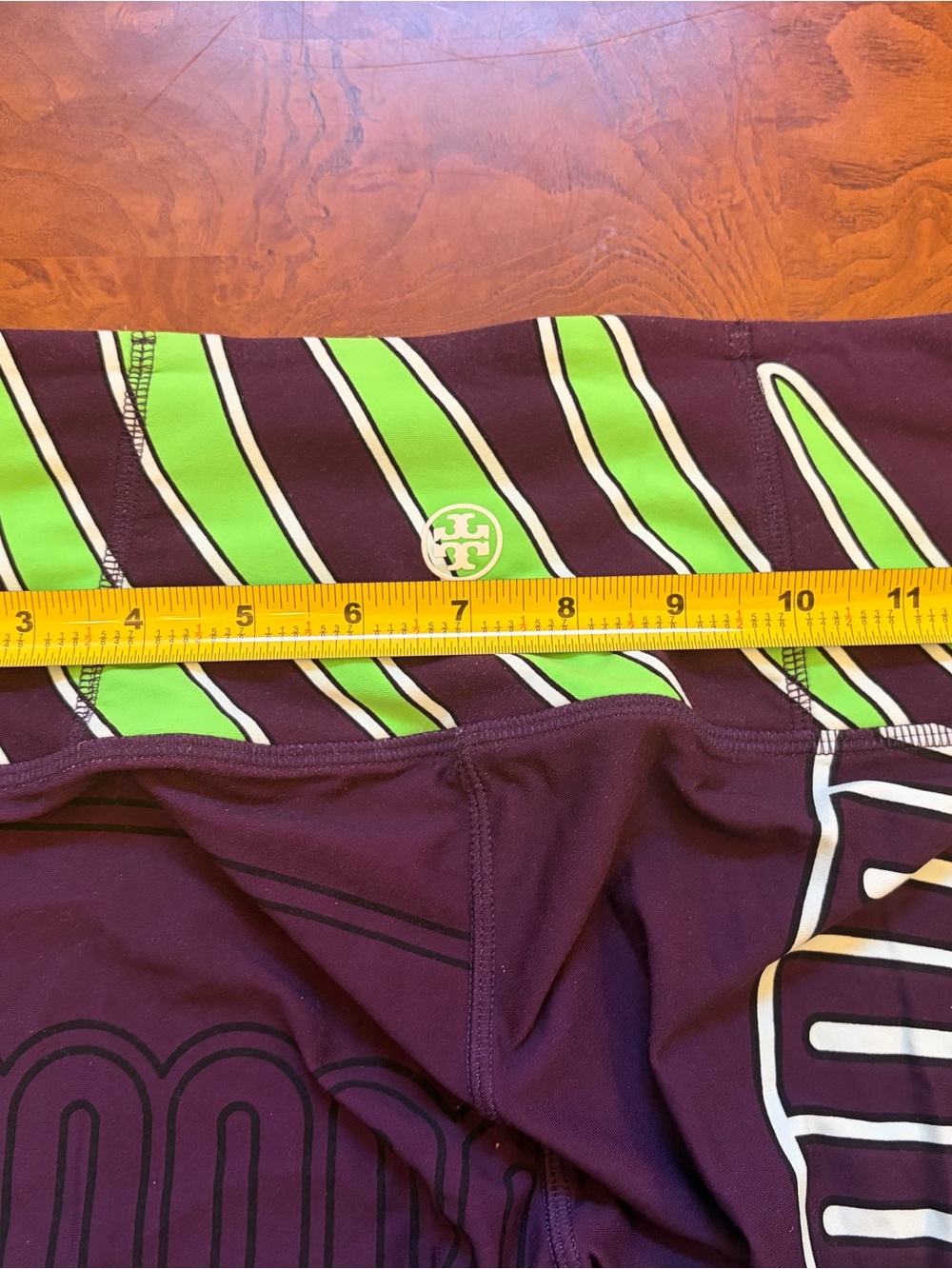 Tory Burch Purple Leggings with Lime Green & Cream Graphic Print - Picture 4 of 7